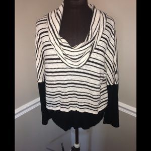 INC‎ International Concept sweater sz L